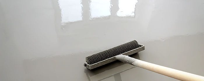 Tynk lub wylewka schną zbyt wolno – ilustracja poradnika